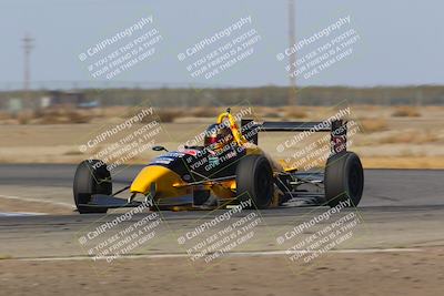 media/Oct-29-2022-CalClub SCCA (Sat) [[e05833b2e9]]/Race Group 2/Qualifying (Sweeper)/